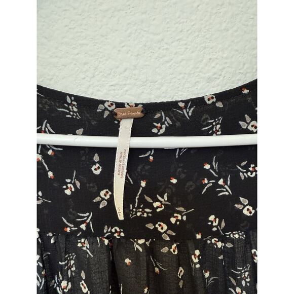 FREE PEOPLE printed floral Black Lolita blouse Small Boho Peasant - Picture 3 of 9